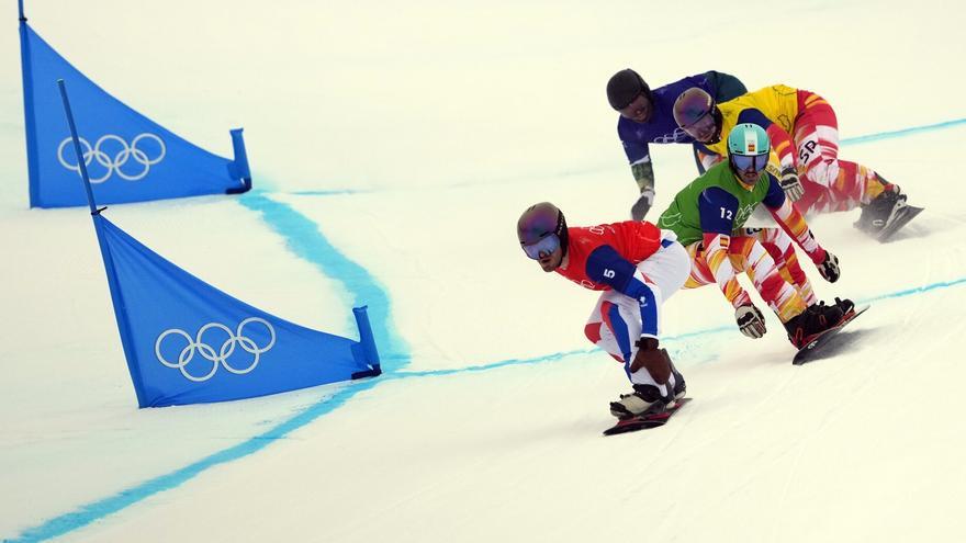 Lucas Eguibar sufre una caída y se queda eliminado en cuartos de final