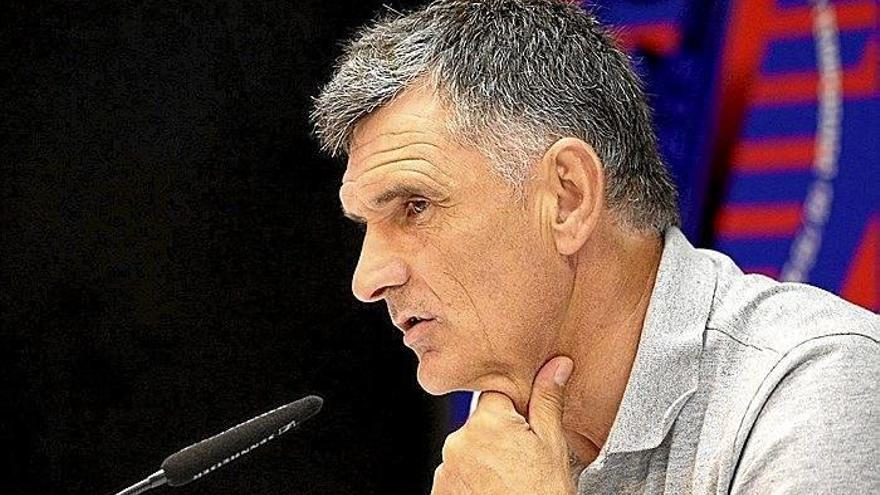 José Luis Mendilibar, durante una rueda de prensa.