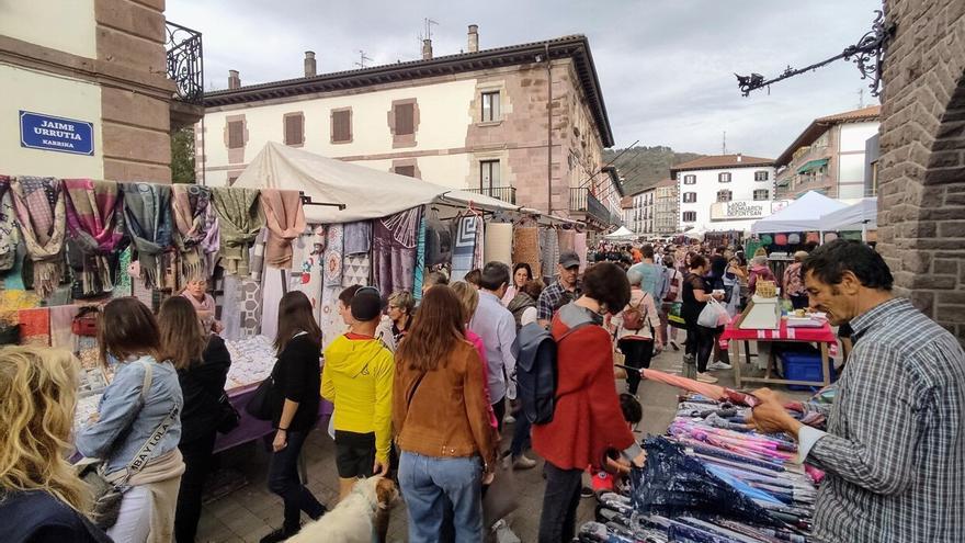 Concurrido segundo día de ferias en Elizondo