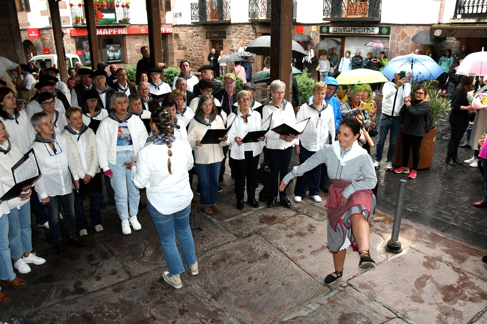 Doneztebe acoge la fiesta de Euskal Arzainak Ameriketan