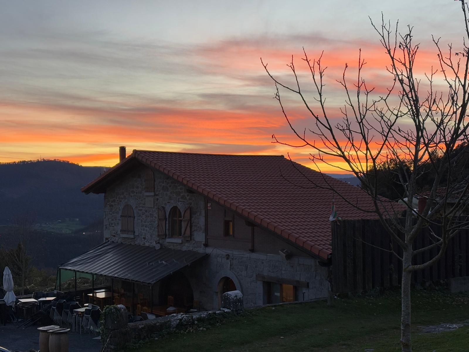 En imágenes: Ermualdeko Zura, un restaurante que tienta desde Laudio