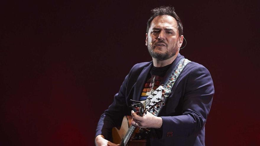 Ismael Serrano, Idoia y Mikel Urdangarin acuden a Poetas en Mayo