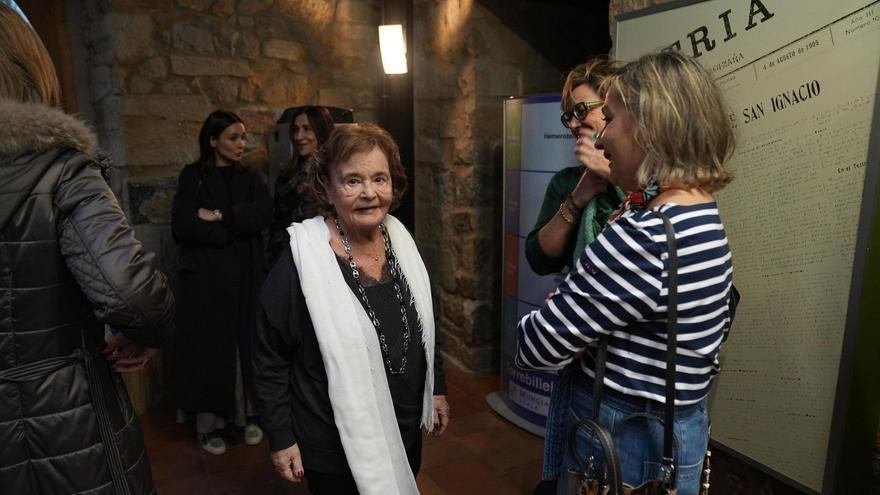 San Jose Etxe-Alai acoge  la exposición de la artista jatabetarra Pepi Menocal