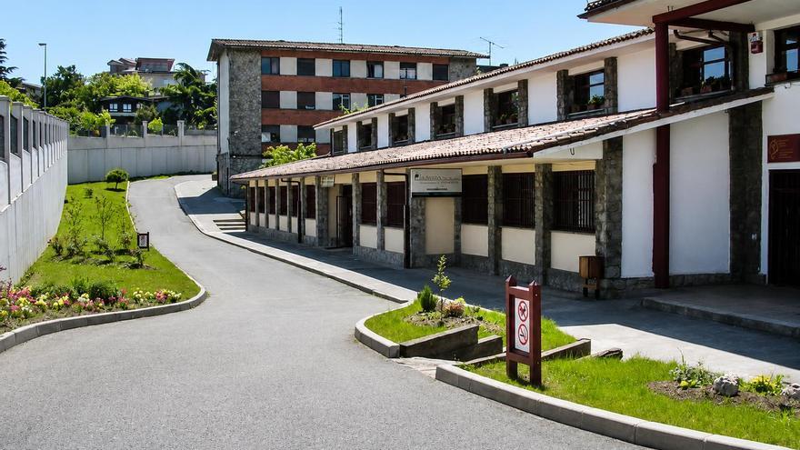 Durangoko Udalak autokontsumorako eguzki-plakak instalatuko ditu Laubideta eta Plateruena udal-eraikinetan