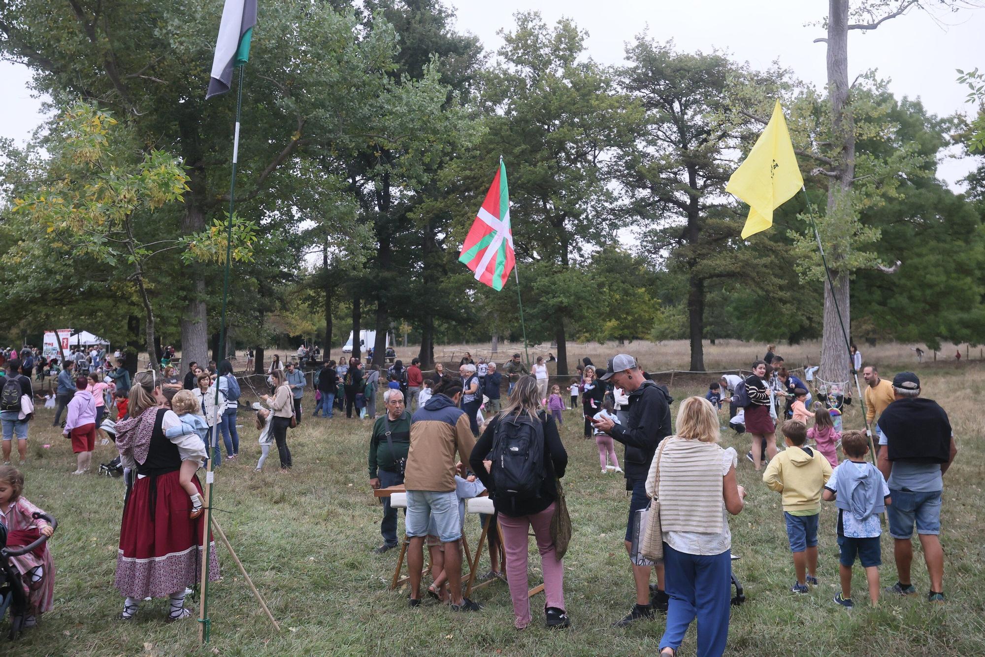 En imágenes: Las campas de Olarizu se llenan de fiesta