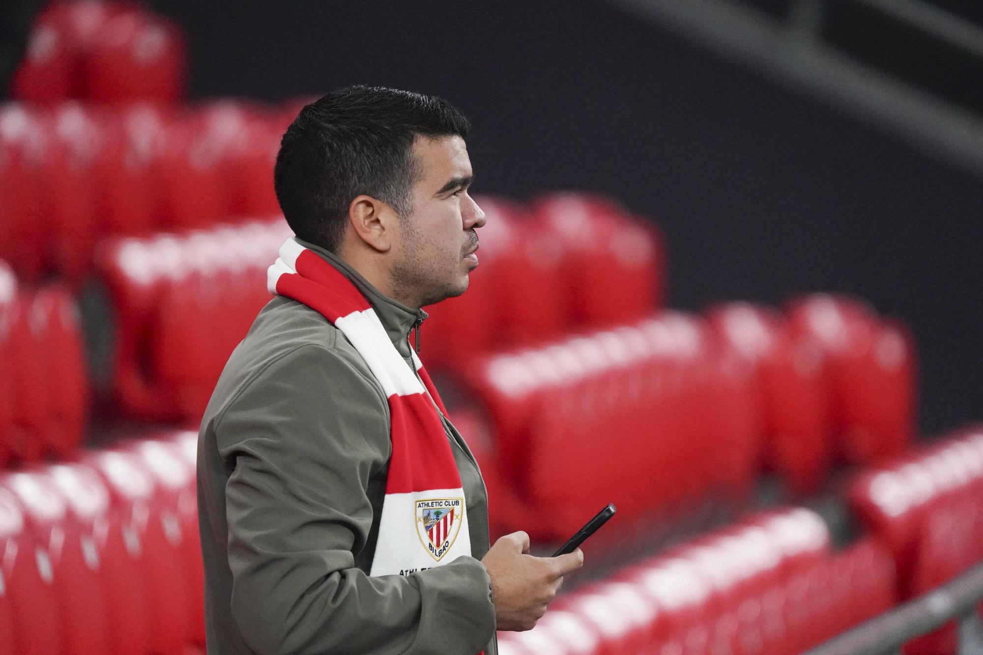 ¿Has estado en San Mamés viendo el Athletic-Atlético? Búscate en nuestra galería