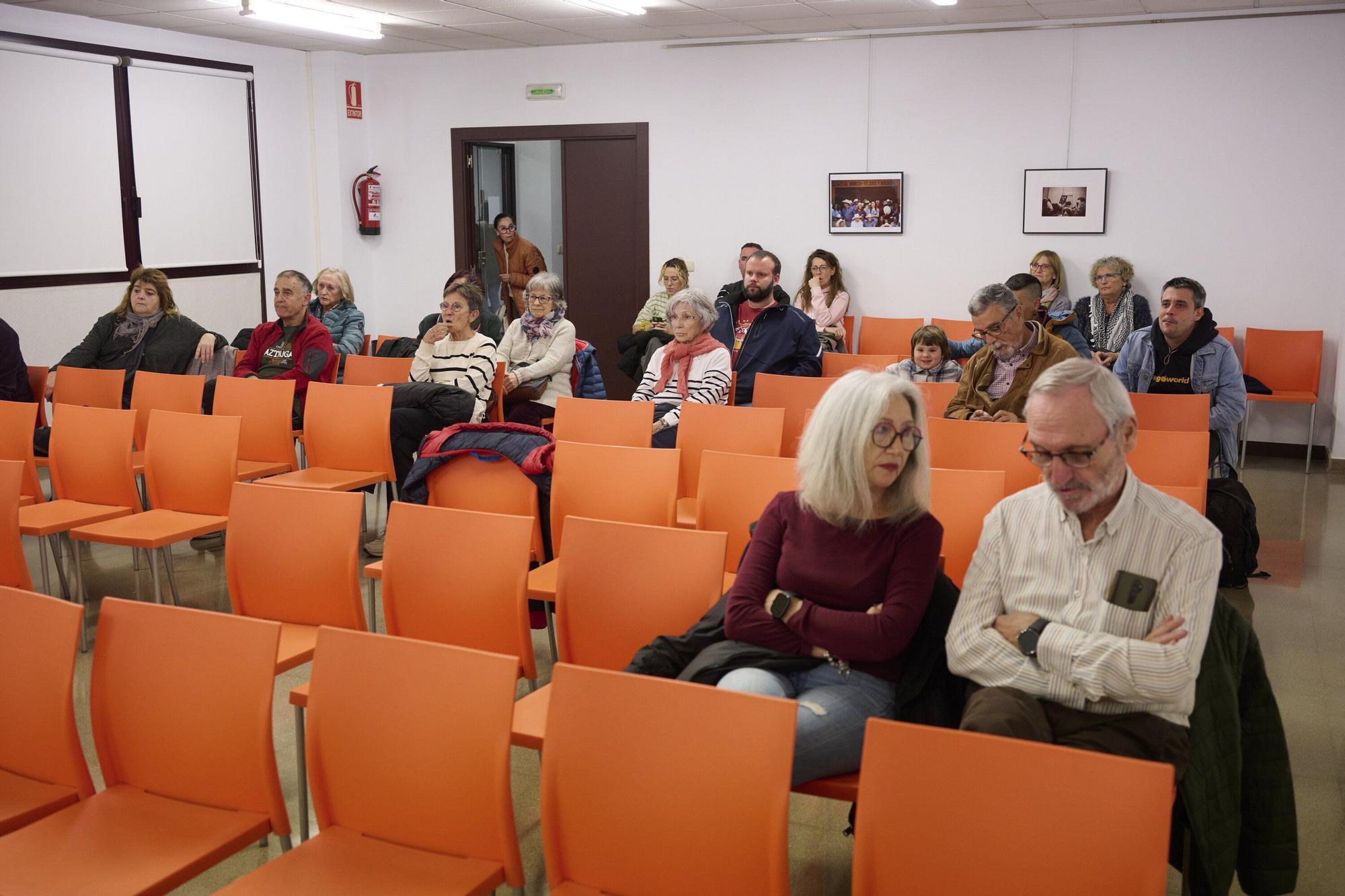 Fotos de la iniciativa vecinal 'Barañáin Despierta-Barañain Esnatu'