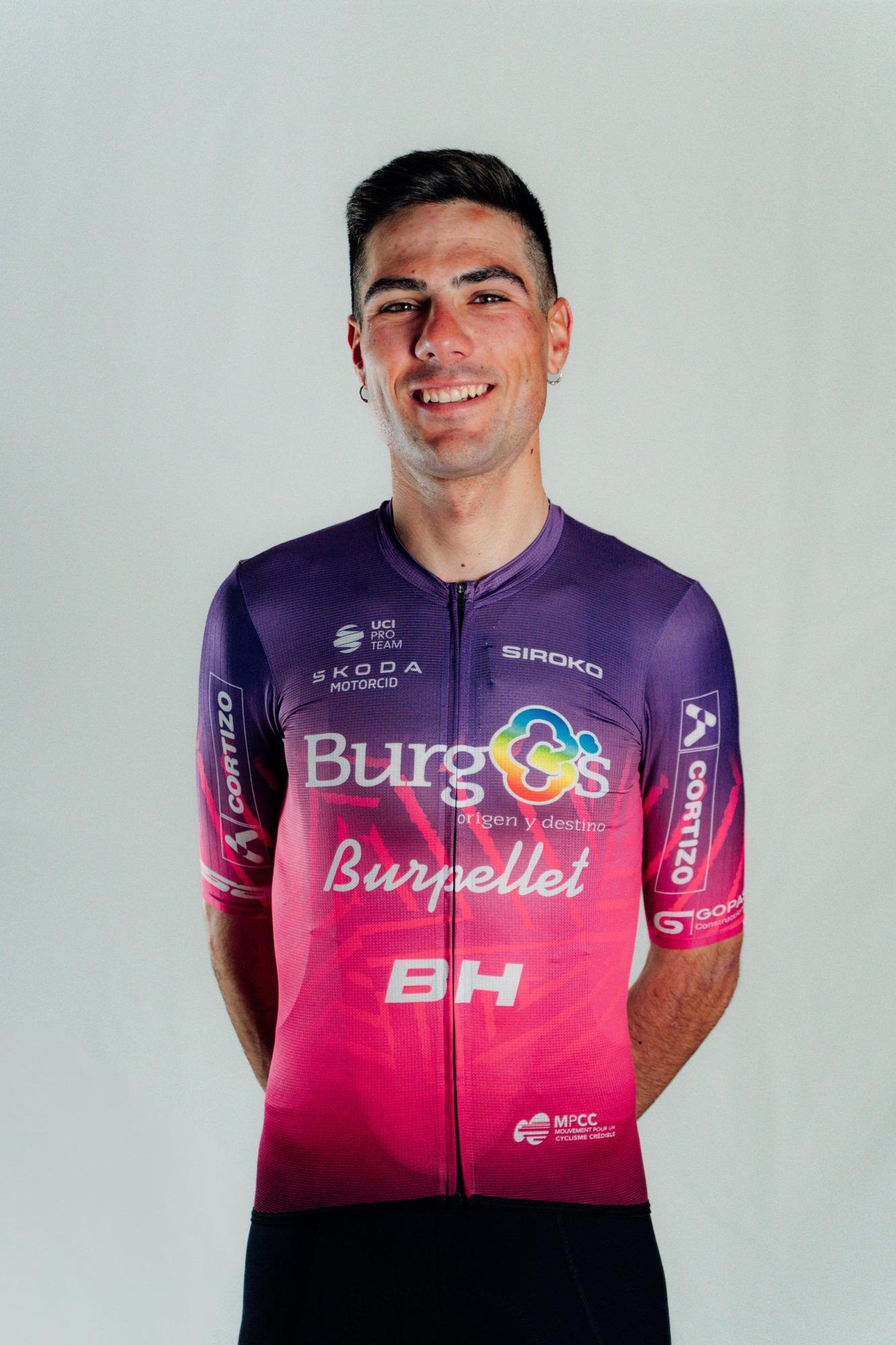 Mario Aparicio.
