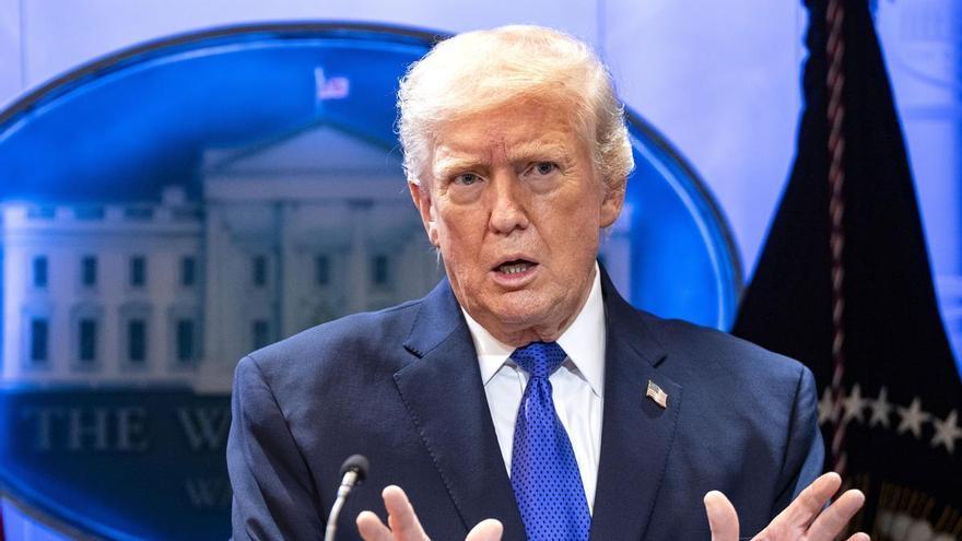 Trump sube al 15% los aranceles globales de represalia tras el varapalo del Supremo