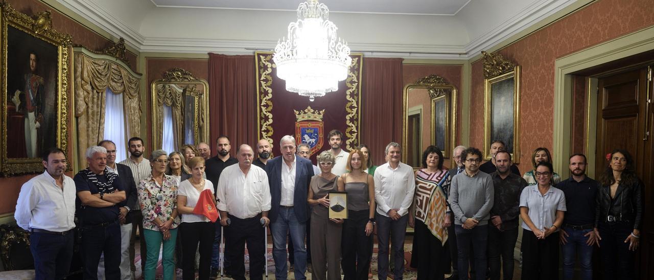 X Pañuelo de Pamplona - Iruñeko Zapia a título póstumo a Mari Ganuza Senosiáin