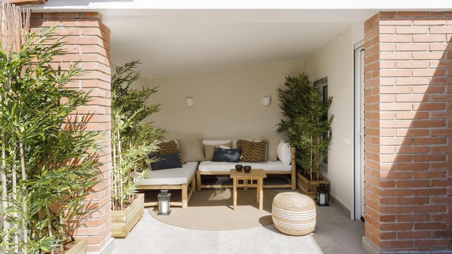 Cómo decorar un dúplex de 73 m² dividido en dos plantas