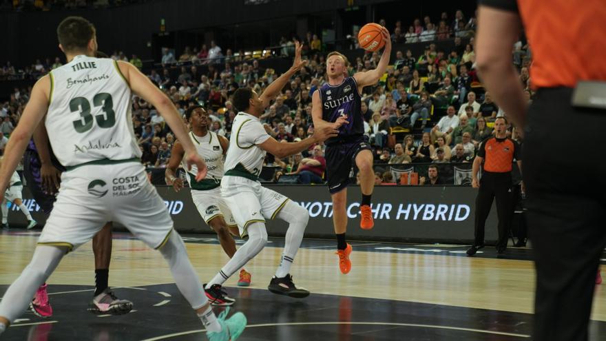 El Surne Bilbao reconstruye su esqueleto