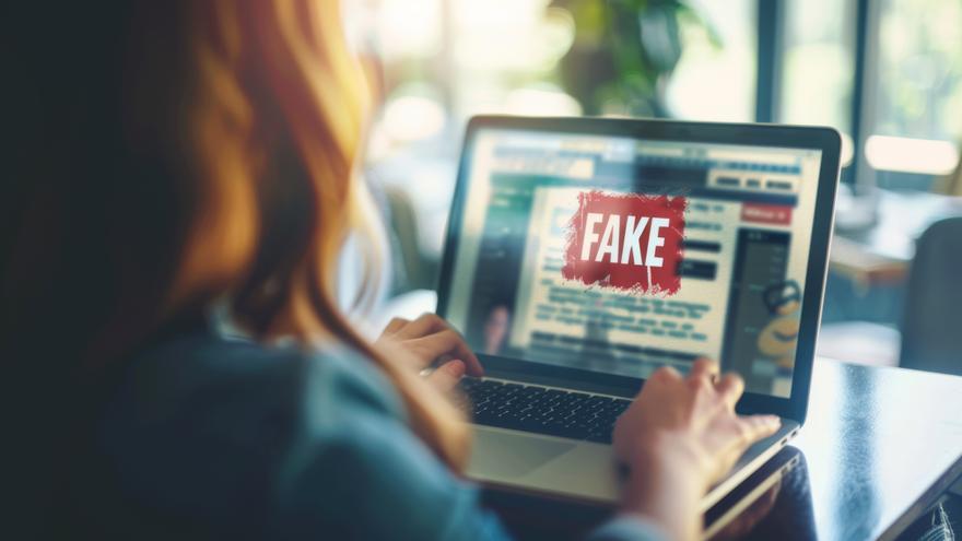 Es muy posible que hayas compartido un bulo sin saberlo: le pasa a uno de cada cuatro