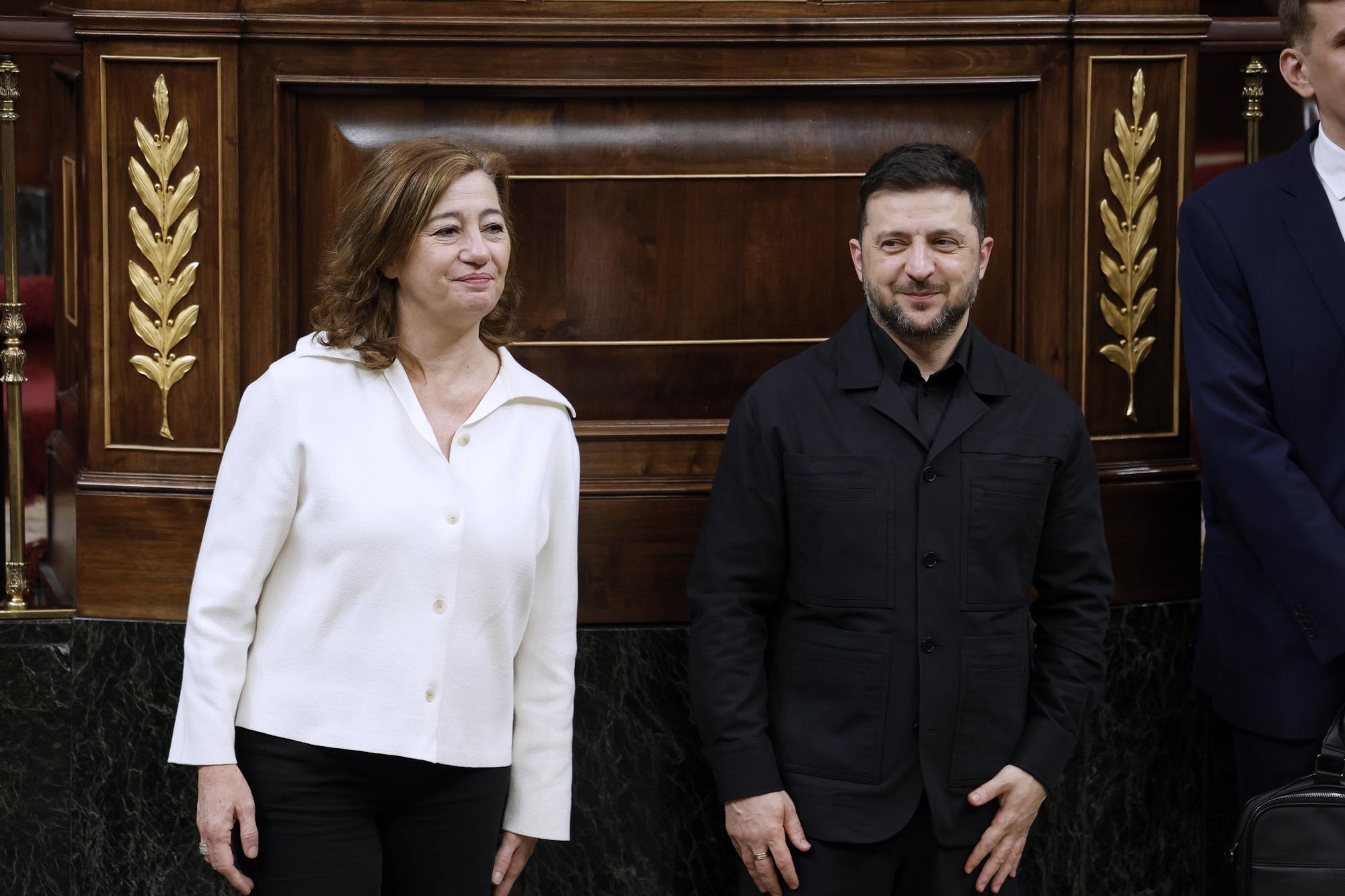 En imágenes: Zelenski inicia en el Congreso su tercera visita oficial a España y se reúne con Armengol y Rollán
