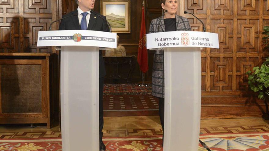 El lehendakari, Iñigo Urkullu, y la presidenta navarra, Uxue Barkos, en un encuentro anterior.