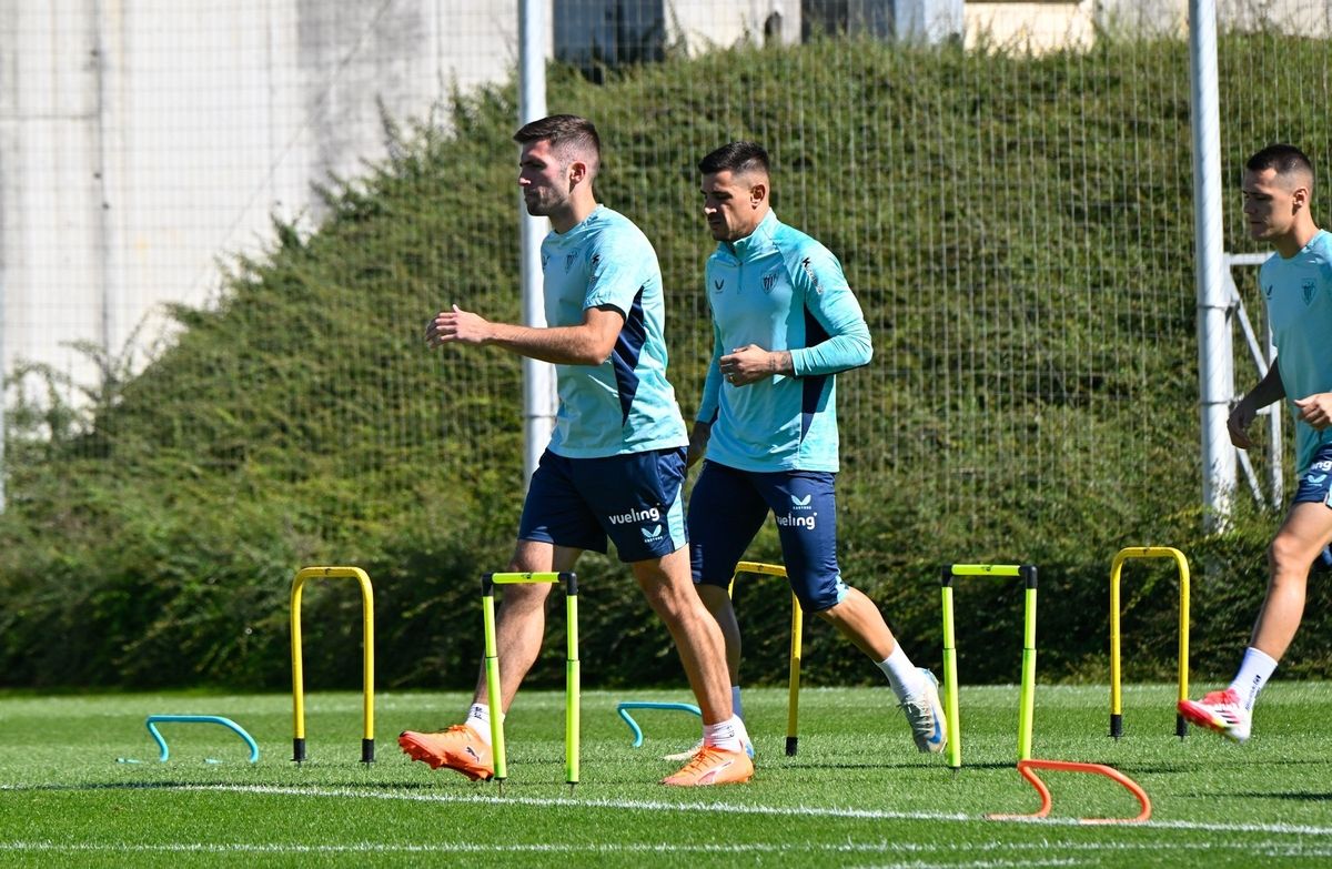Entrenamiento del Athletic tras el partido ante el Borussia