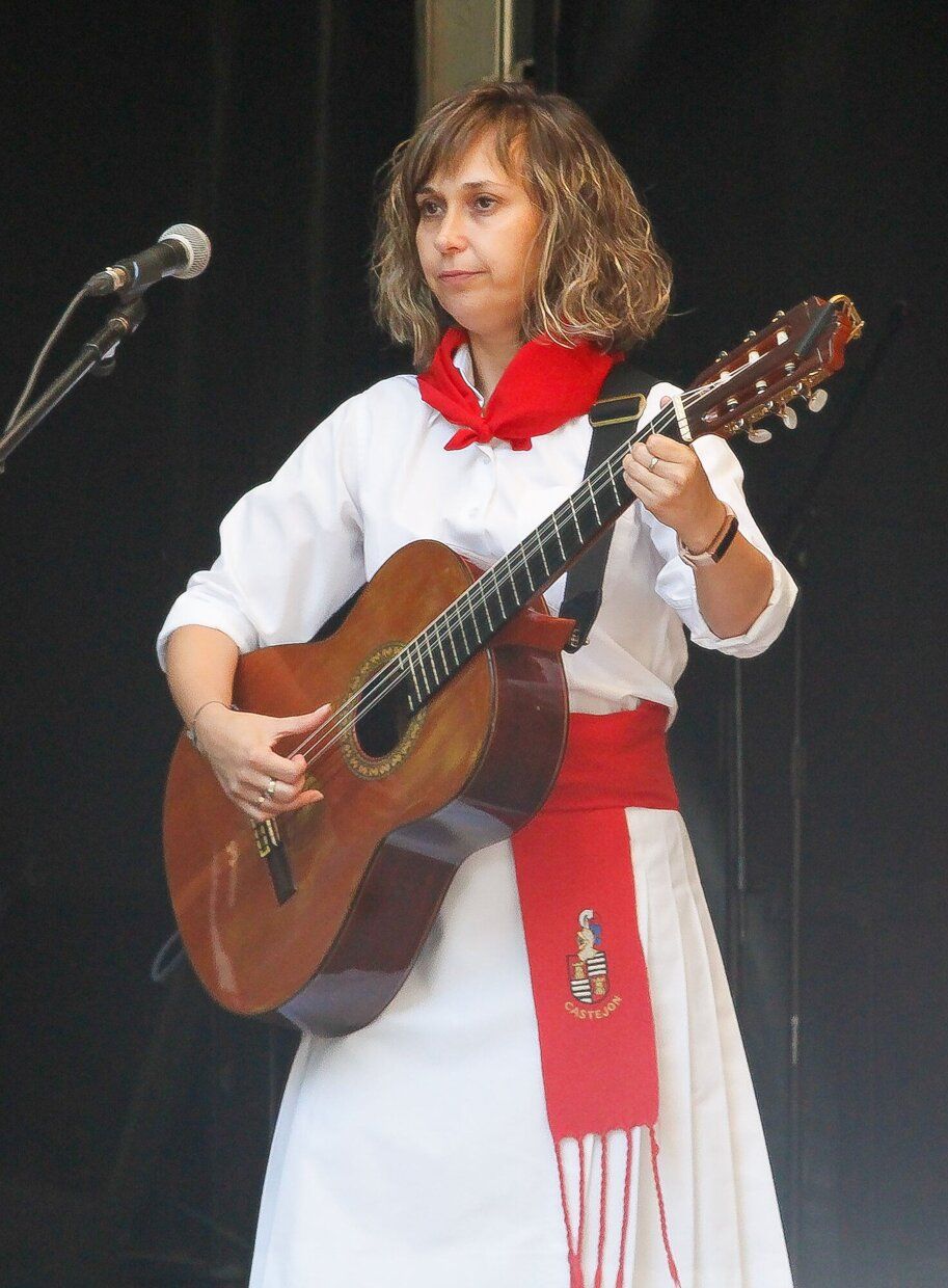 SAN FERMÍN | Jotas navarras en el Paseo Sarasate