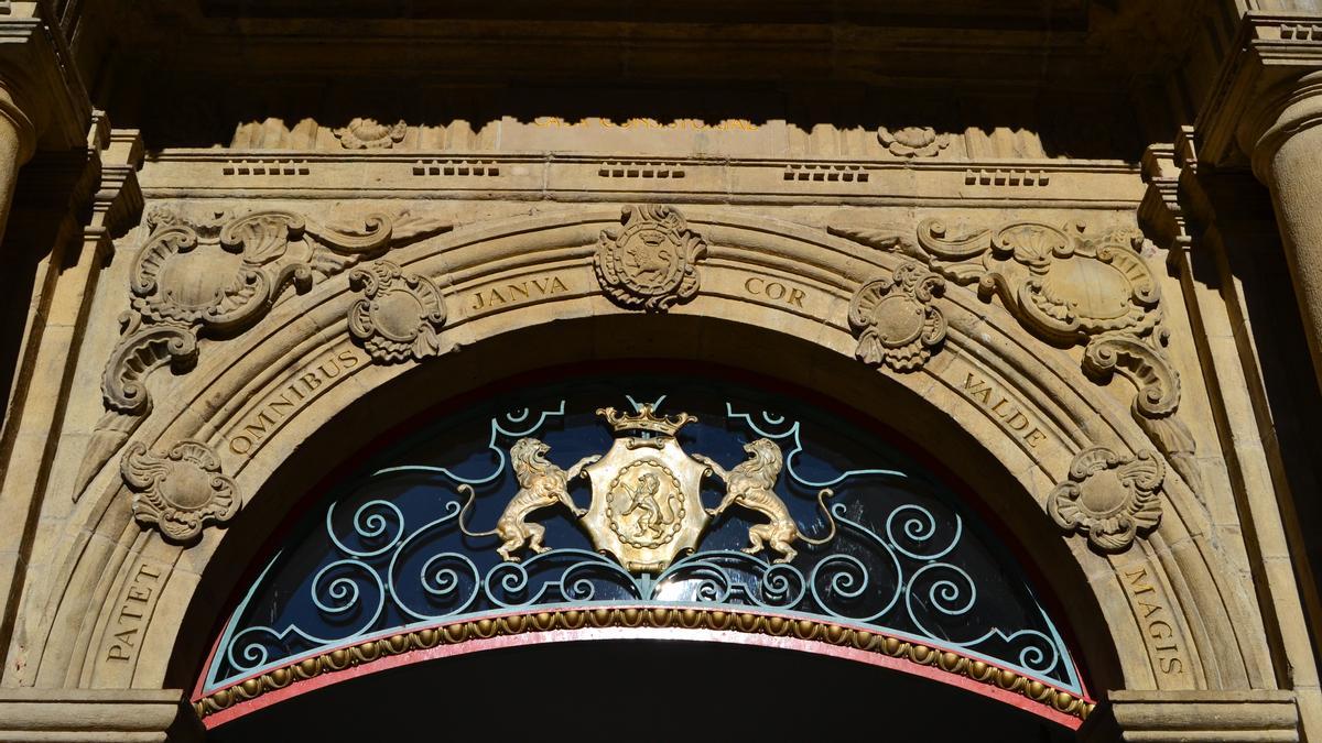 Fachada del Ayuntamiento de Pamplona.