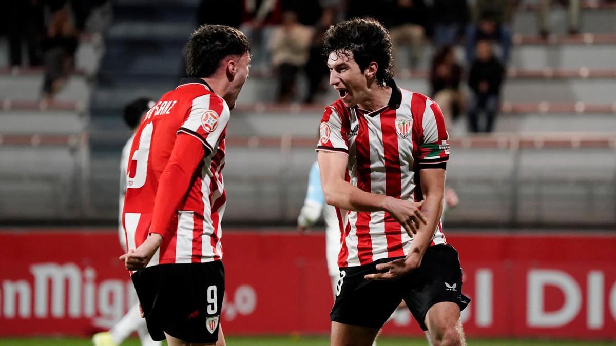 Ibon Sánchez e Ibai Sanz celebran el segundo gol rojiblanco frente al Lugo.