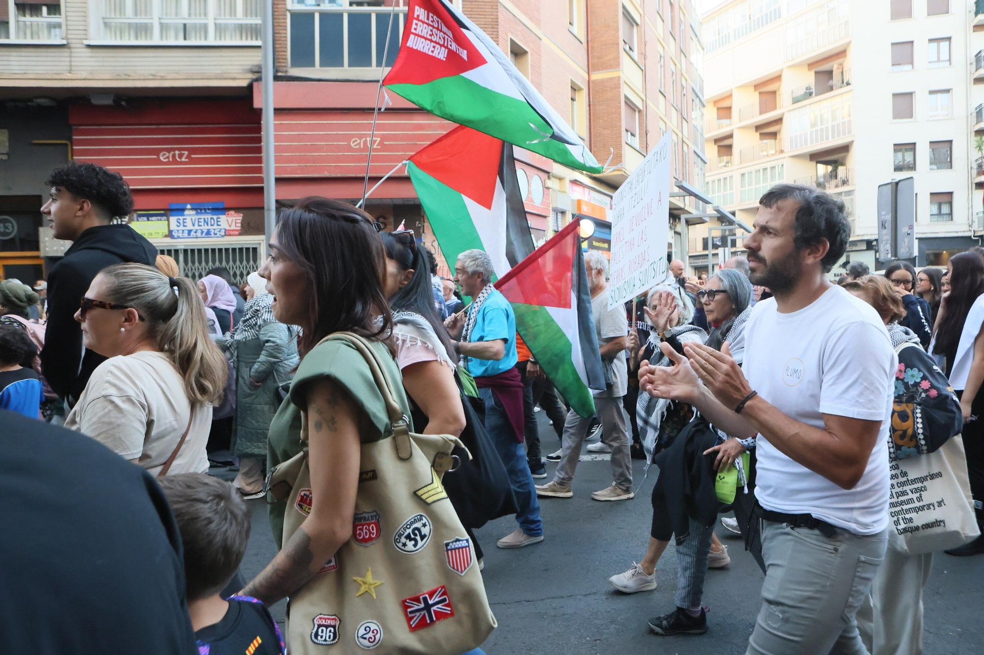 En imágenes: Vitoria protesta contra el genocidio en Gaza