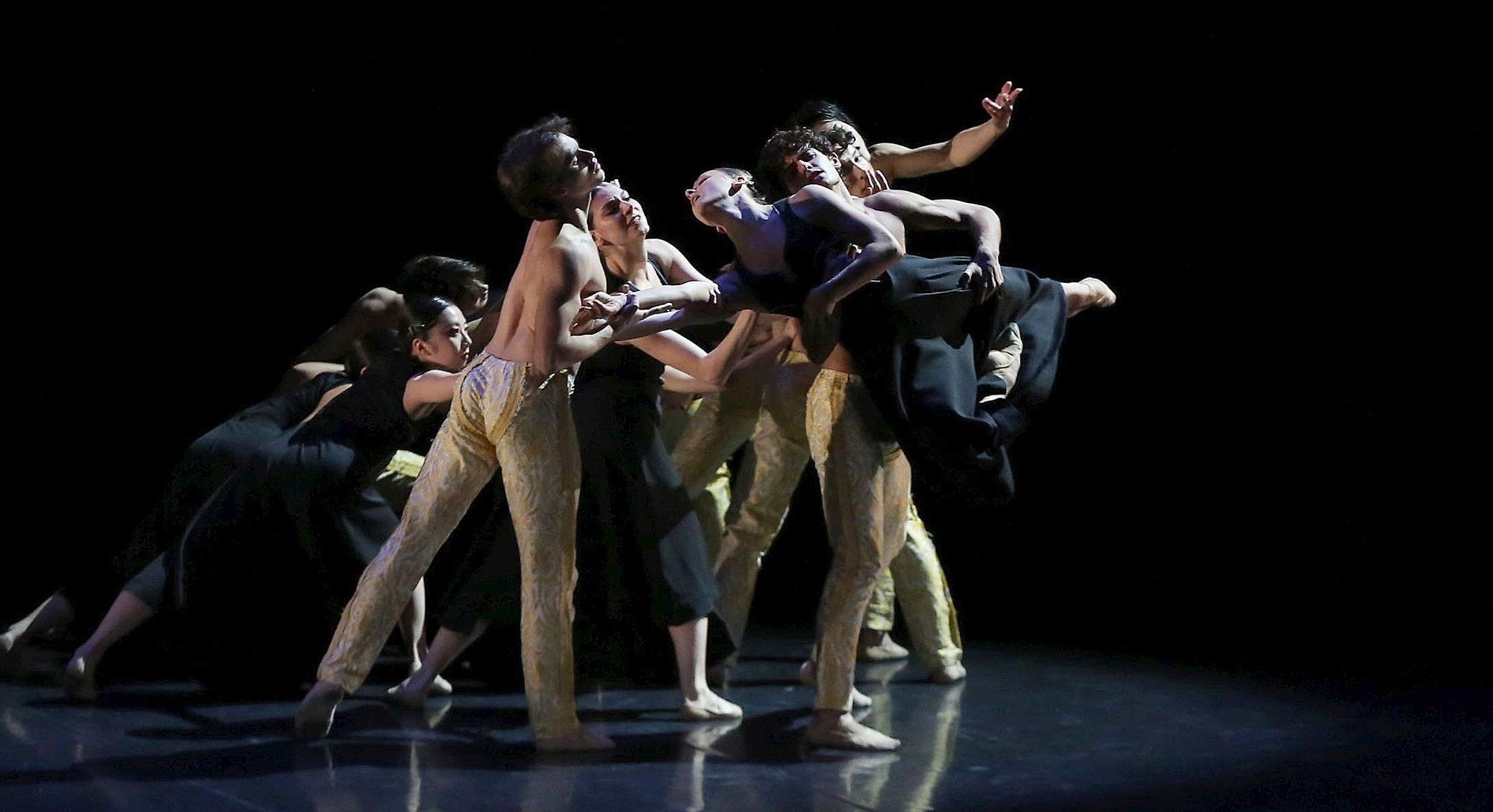 Fotos del espectáculo de danza de la compañía de Nacho Duato