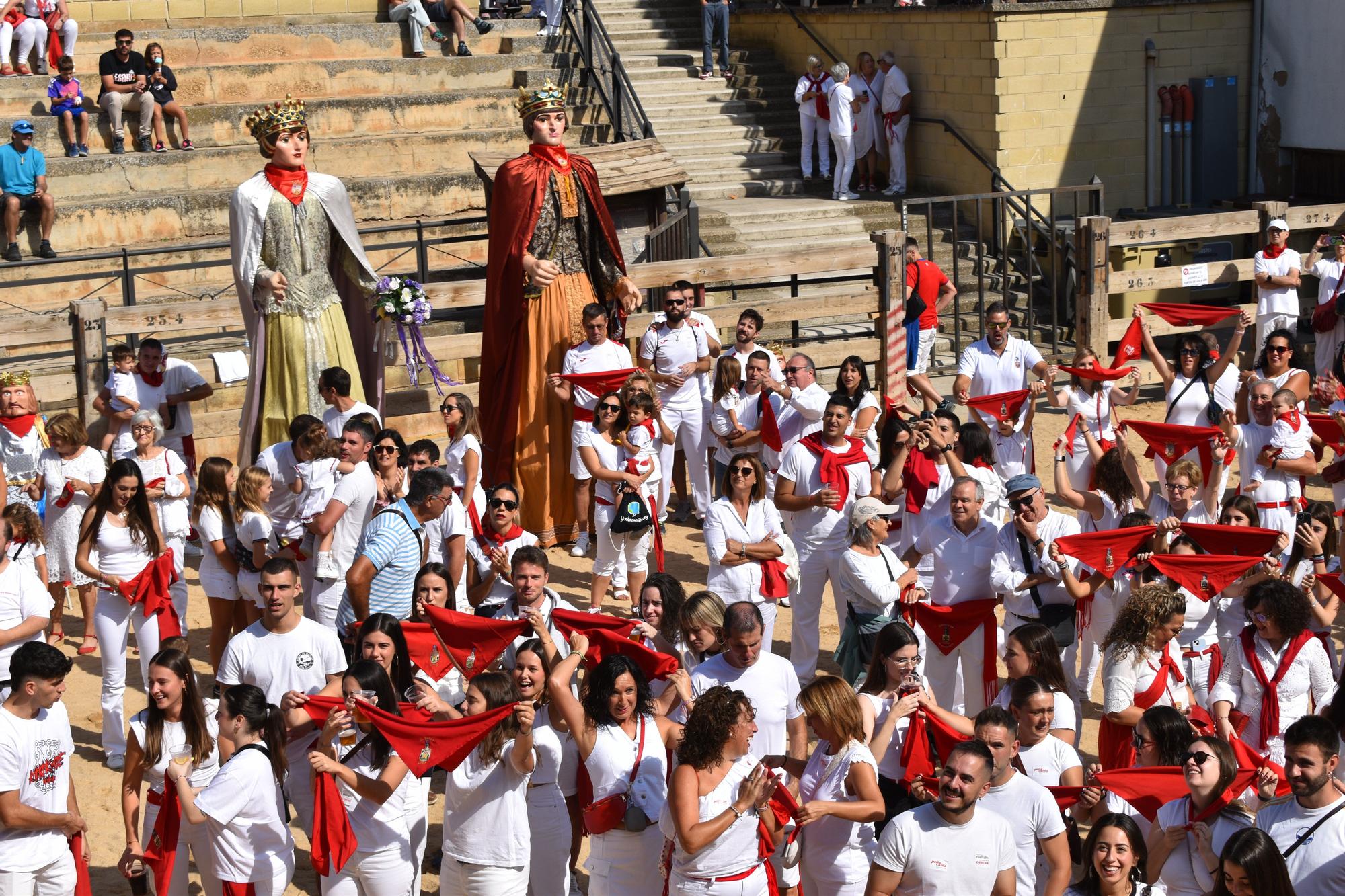 Fotos del cohete de fiestas de Cárcar 2025