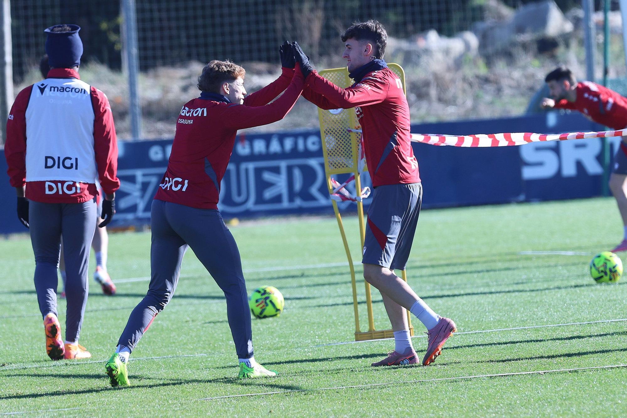 Fotos del entrenamiento de Osasuna de este jueves 27 de noviembre