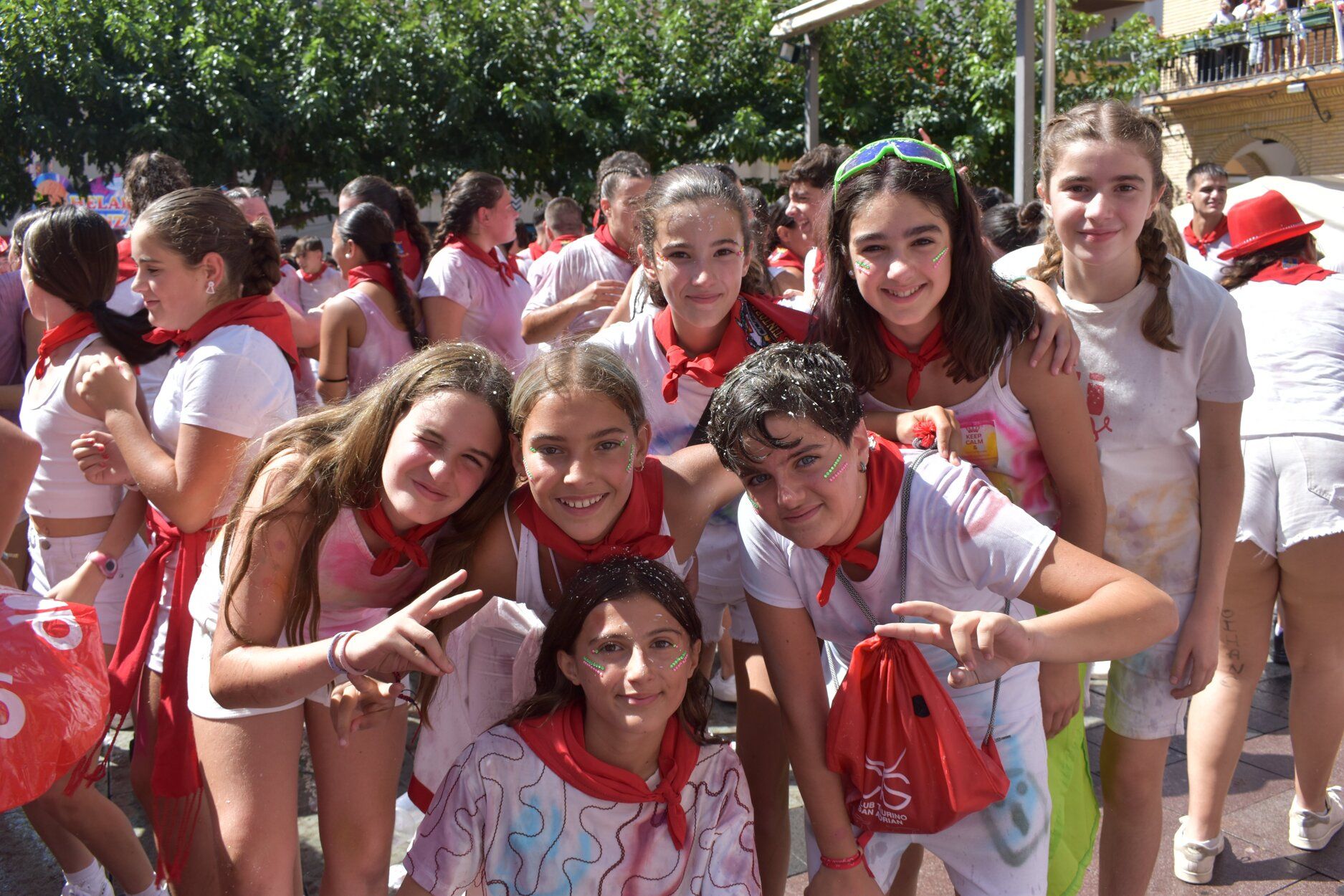Fotos del chupinazo de fiestas de Peralta