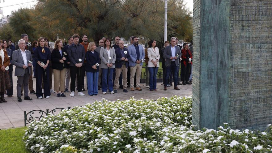 Donostia celebra el Día de la Memoria con la participación de todos los partidos políticos