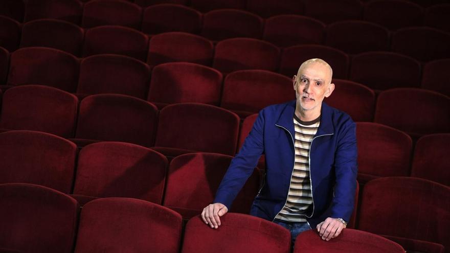 Alfredo Sanzol reflexiona en el Gayarre sobre la fraternidad y la muerte