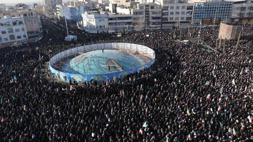 Irán promete venganza tras la muerte de Jamenei y se adentra en territorio desconocido