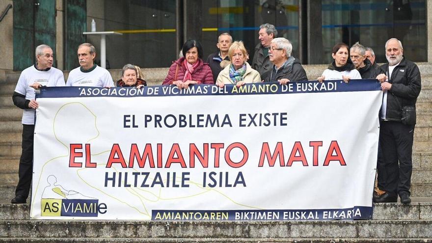 Un fallo baja a la mitad la indemnización a un fallecido expuesto a amianto porque fumaba