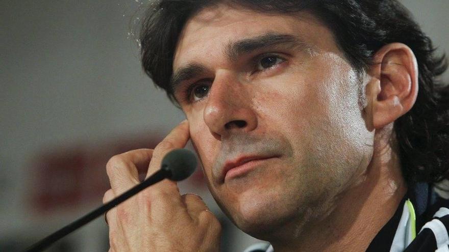 Karanka: &quot;Ahora son otros los que hablan de árbitros&quot;