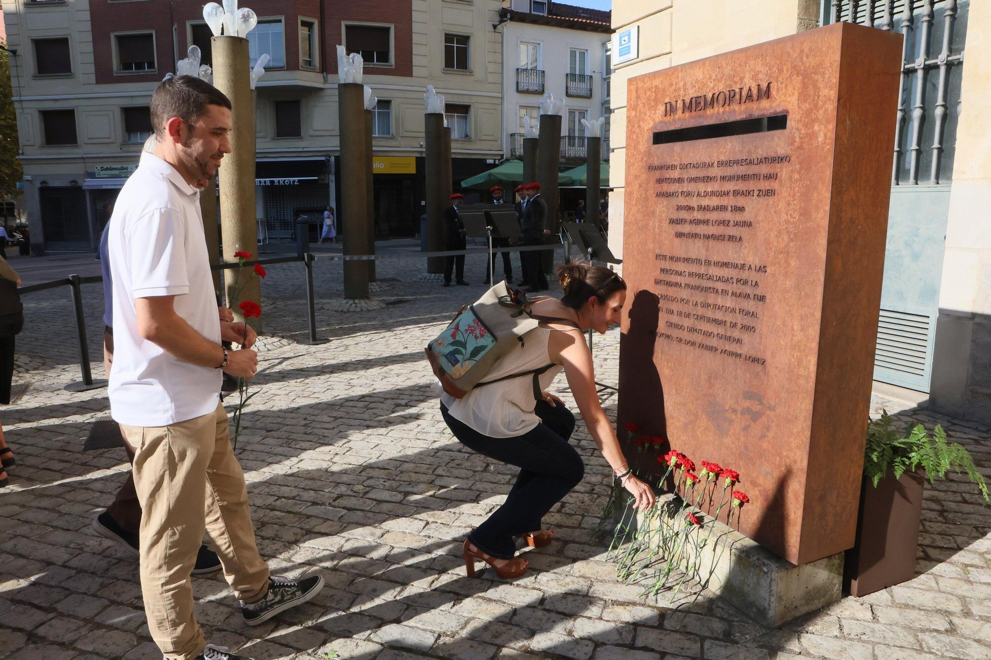 En imágenes: Álava homenajea a todas las personas represaliadas por la dictadura