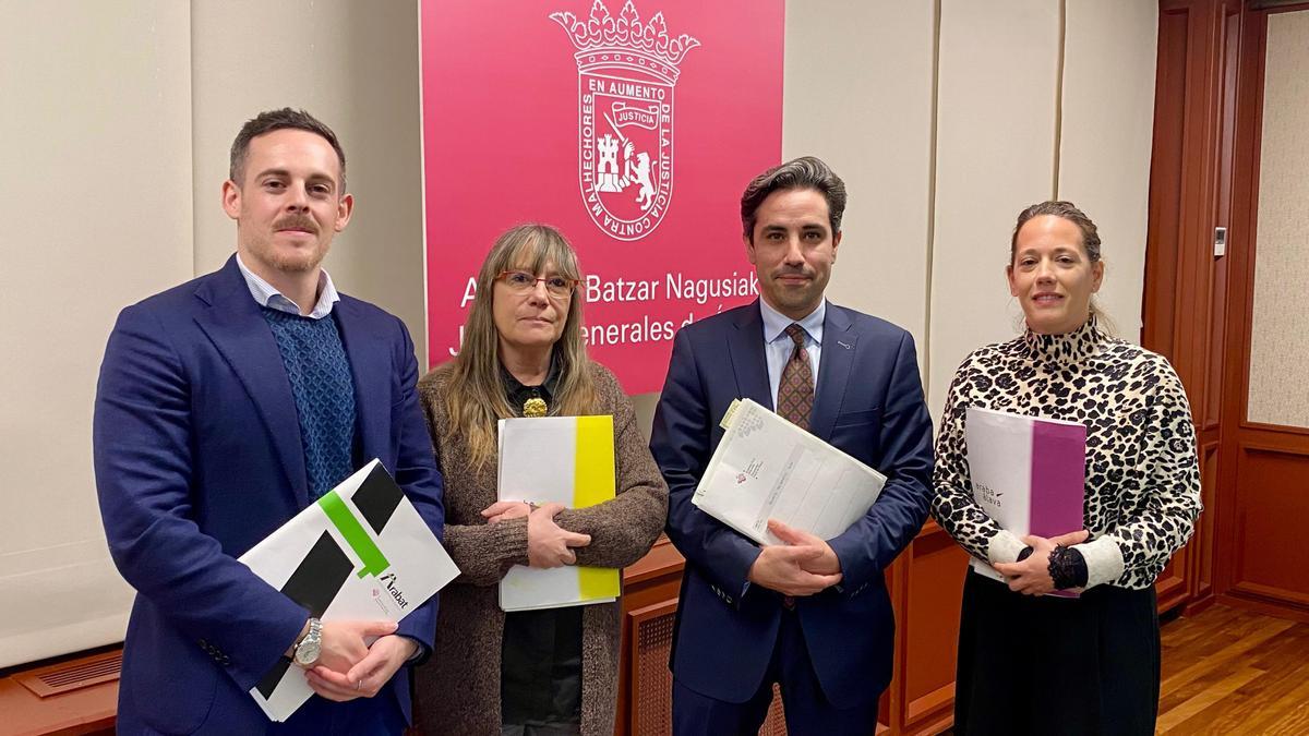 El diputado de Movilidad Sostenible e Infraestructuras Viarias, Jon Nogales, este jueves