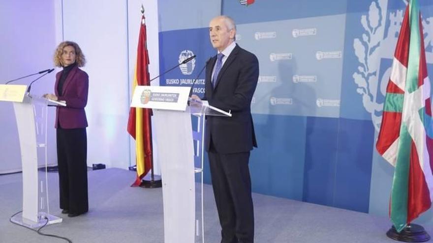 Euskadi descontará del Cupo 426.000 euros por el traspaso de las líneas de tren y la AP-1