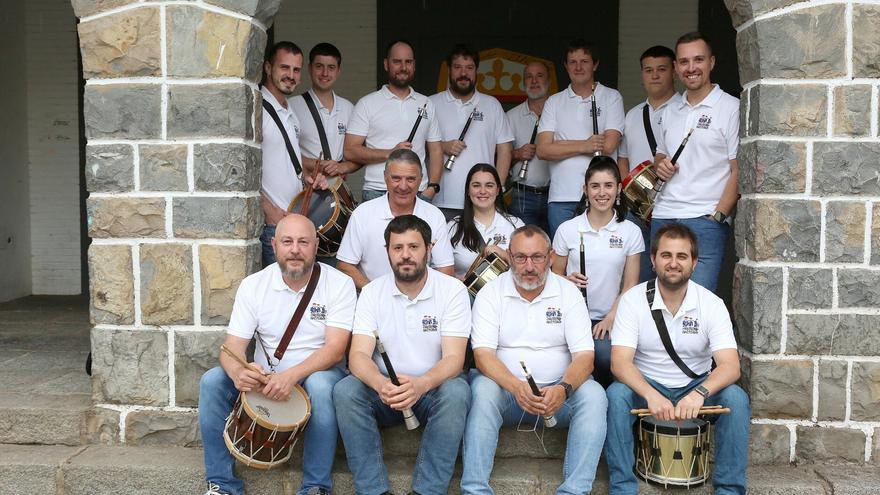 Gaiteros Txantrea celebra cuatro décadas de música