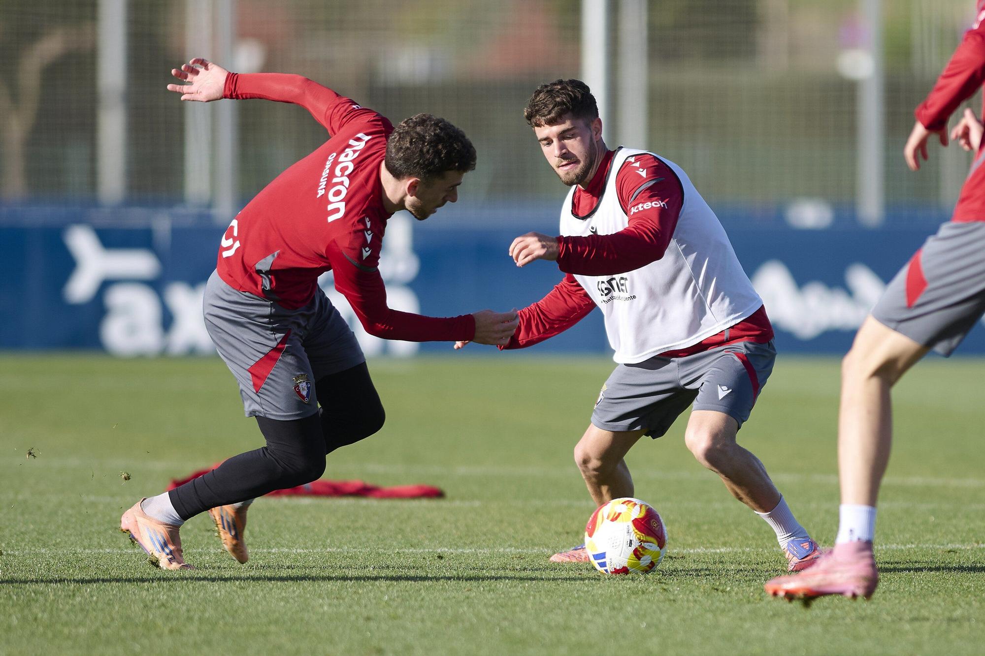 Fotos del entrenamiento de Osasuna (30 de noviembre de 2025)