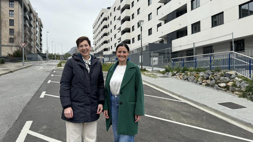 Zabalik Durangoko Ramon Rubial kale berritua