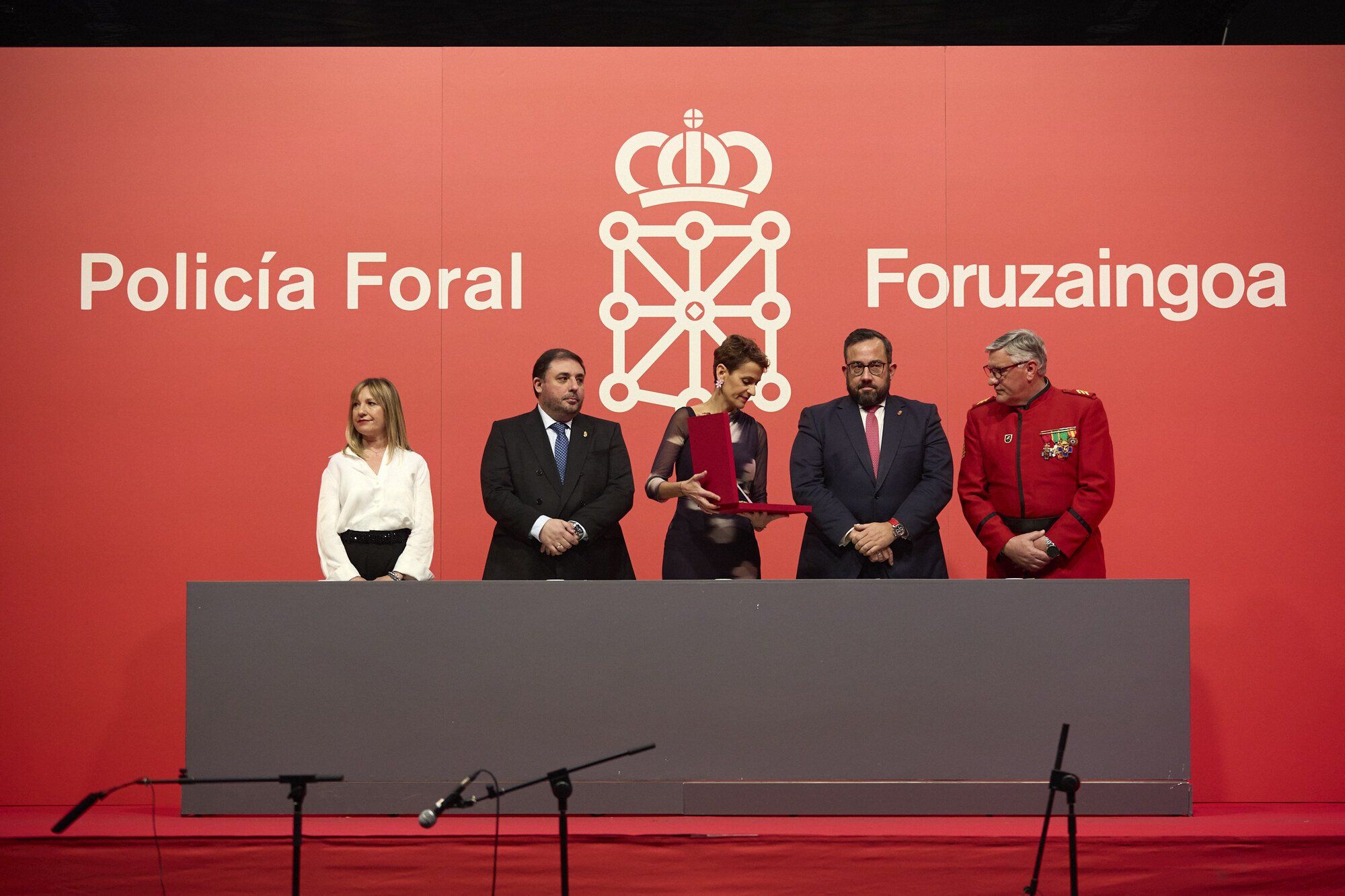 Acto central del Día de la Policía Foral