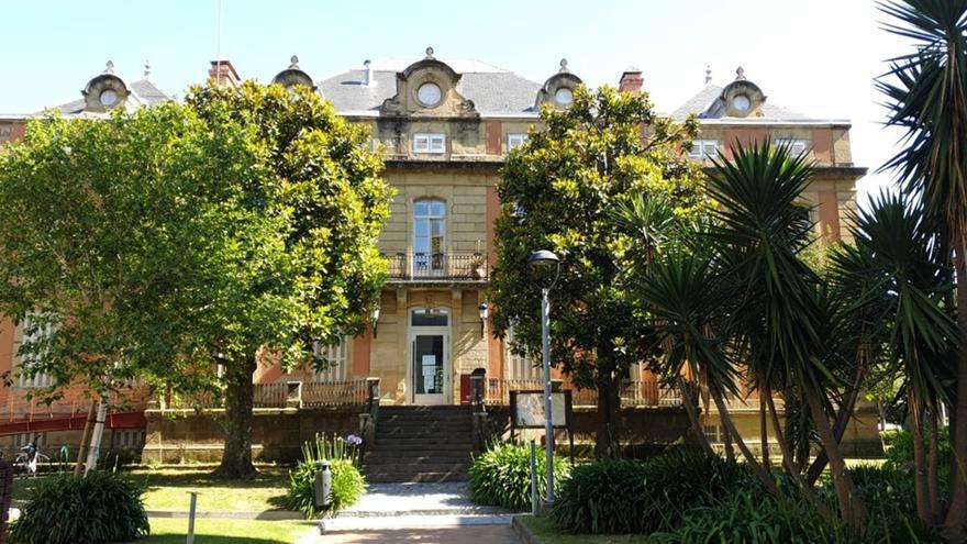 La Biblioteca Sanz Enea de Zarautz amplía su horario y presenta un taller infantil