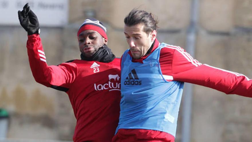Un partido de sanción para Loé y Vujadinovic por acumulación de tarjetas