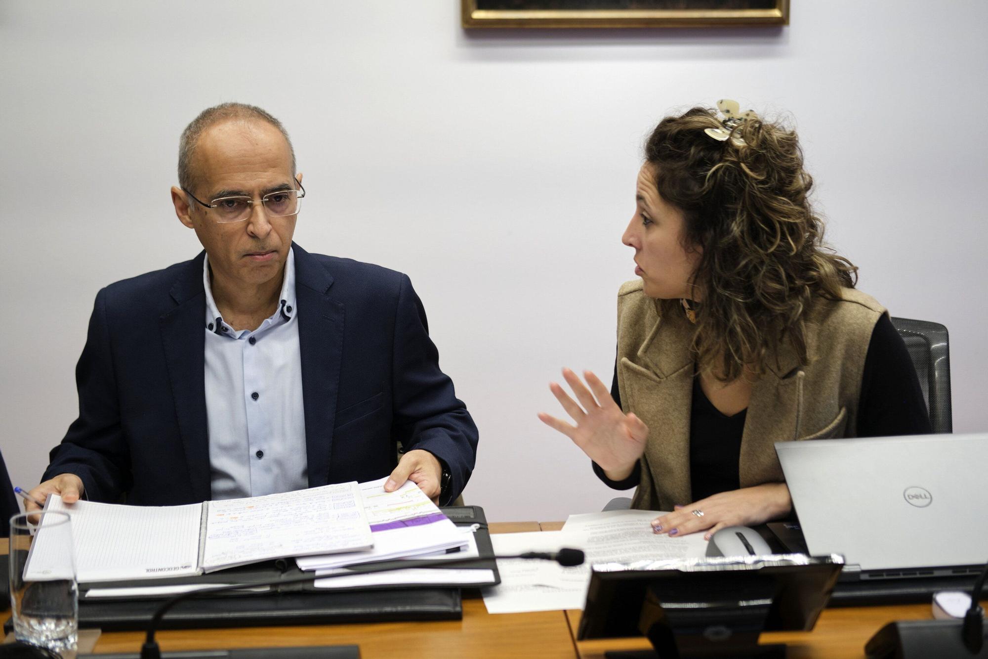 Los redactores del proyecto de los túneles de Belate, en la comisión de investigación