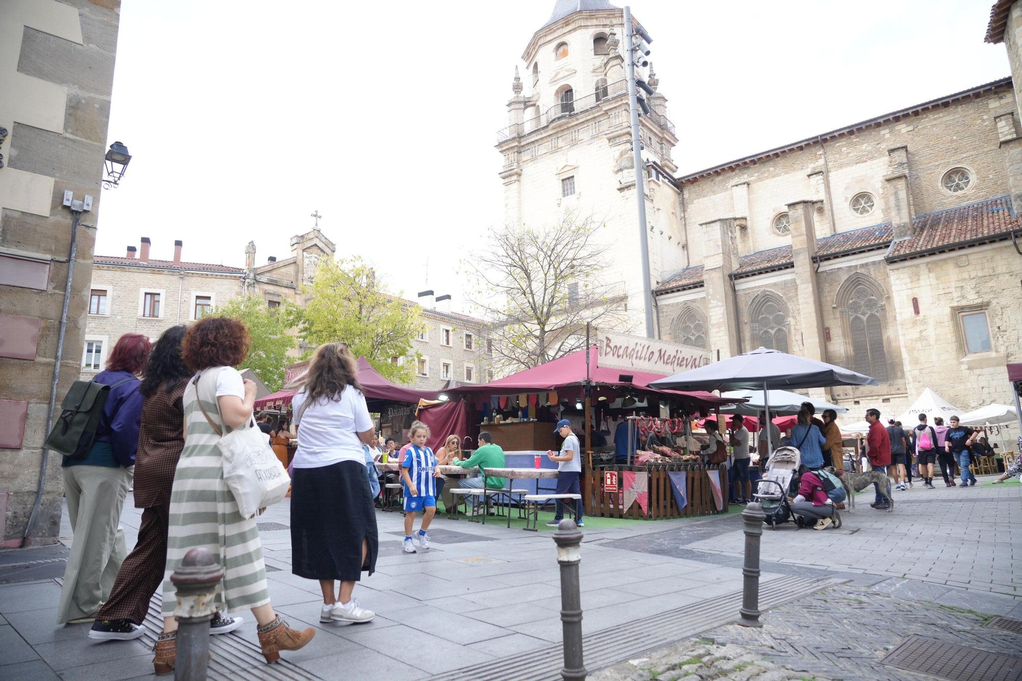En imágenes: Domingo, último día del mercado medieval de Vitoria-Gasteiz