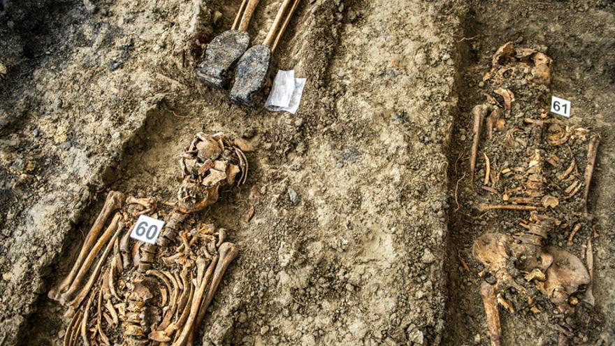 El Gobierno vasco entrega los restos mortales de tres víctimas de la prisión de Orduña a sus familias