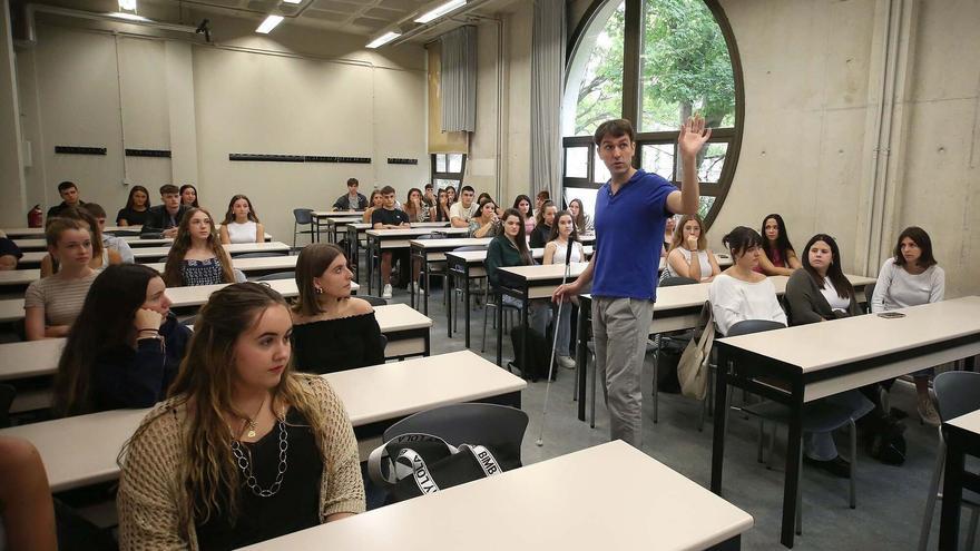 Cuatro de cada diez estudiantes de la UPNA cursan una o más asignaturas en inglés o en euskera