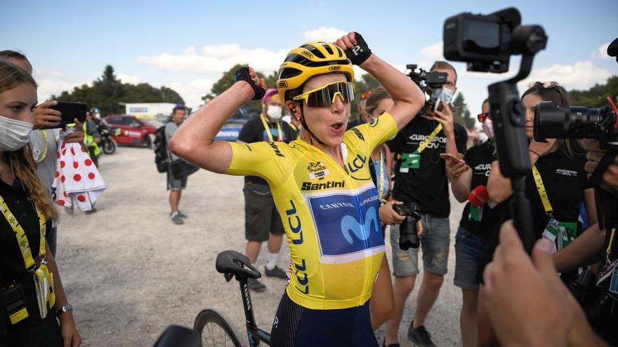 Van Vleuten remata su triunfo en el Tour