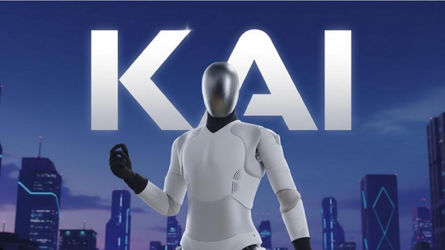 Así es KAI, el robot chino con piel 'humana' que ya limpia, ordena y cocina en casa