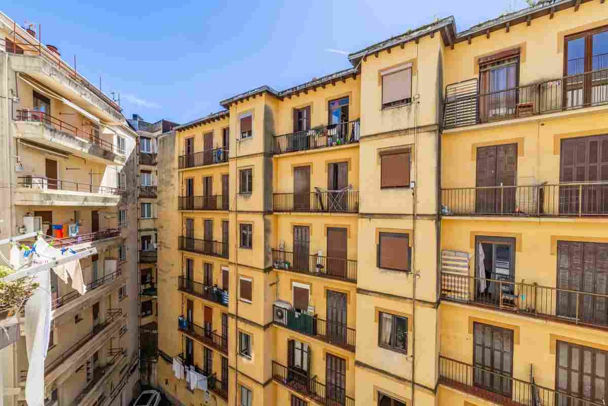 Amplio piso en venta a un paso de la playa de la Zurriol
