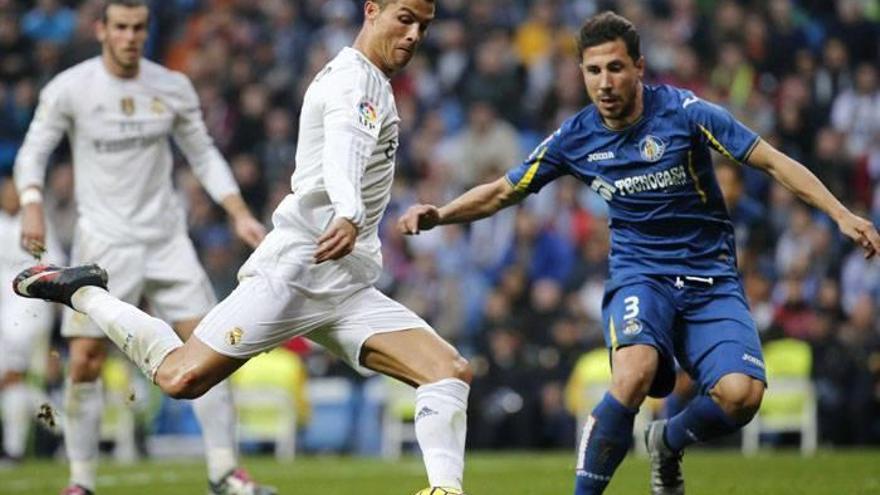 El Madrid aplaca la tormenta de Cádiz con una goleada ante el Getafe